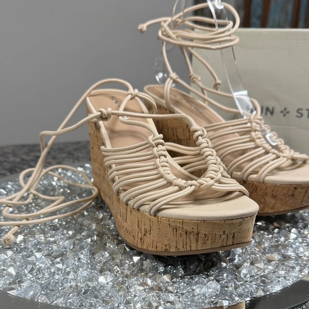 Sun + Stone eggshell Tilly Beige Strappy Lace Up cork Wedge Sandals NEW 7.5
